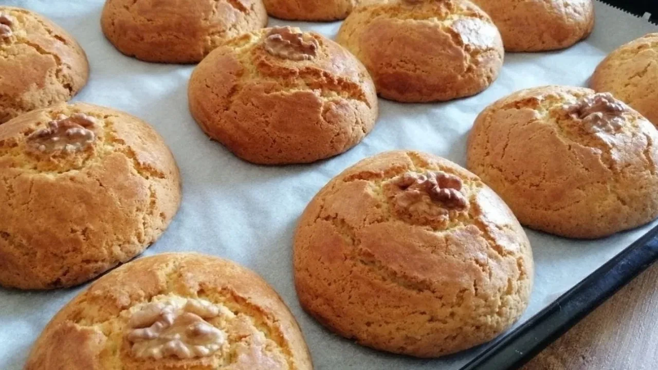Erzurum'un yöresel pastası! Çay demlenene kadar hazır