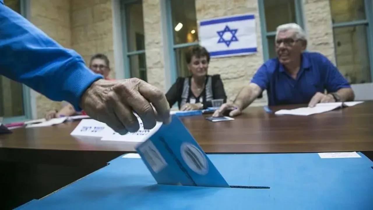 İsrail muhalefetinden Netanyahu'ya karşı koalisyon: 5 parti resmen birleşti