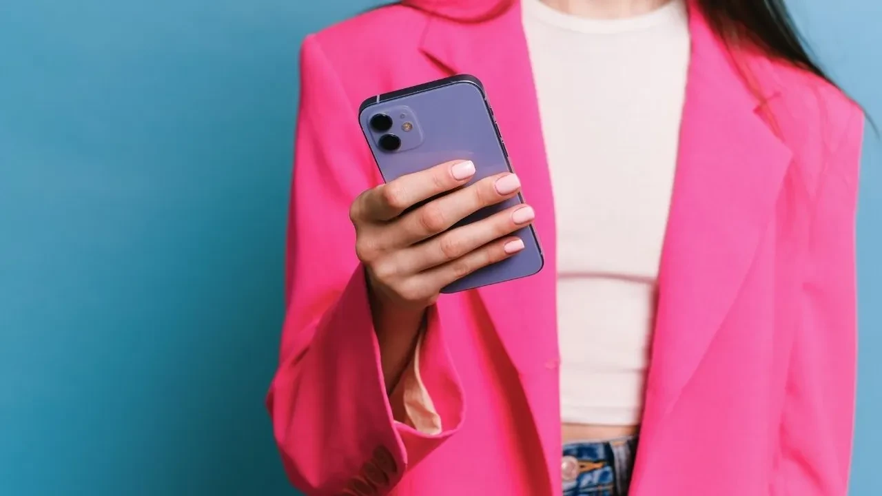 Kadınların en çok tercih ettiği telefon markaları 2026!