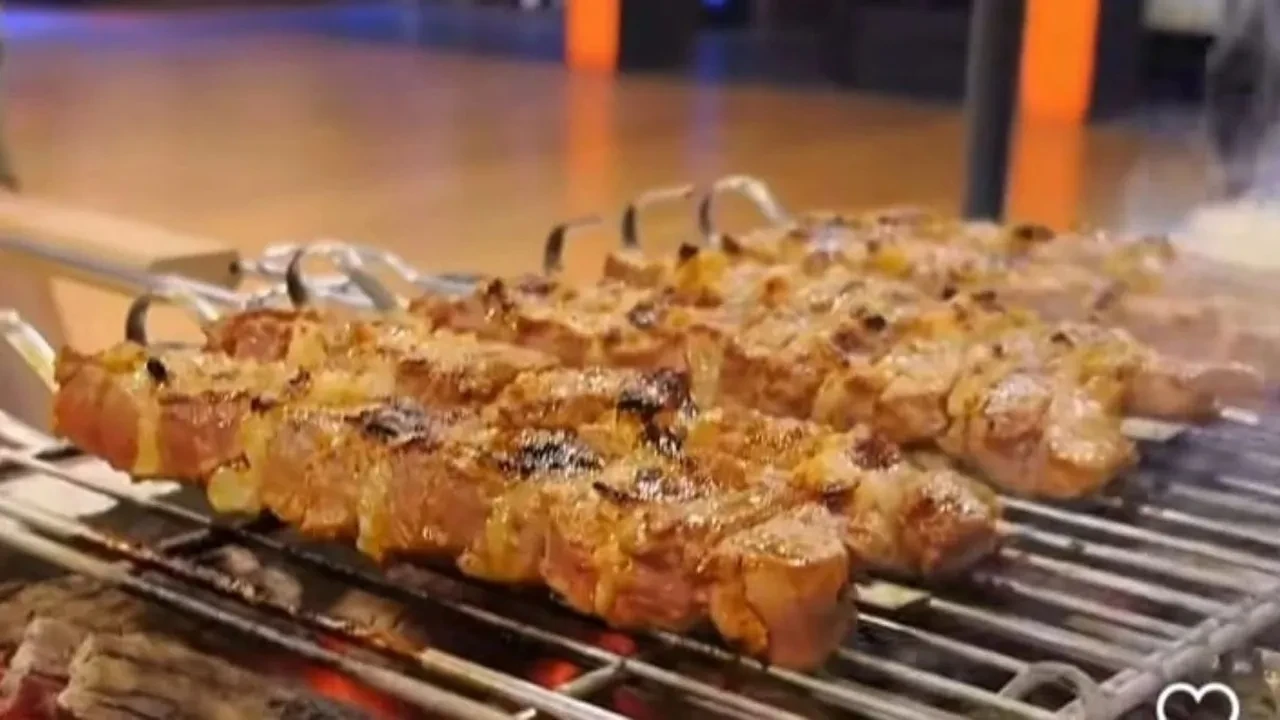 MasterChef’te Mehmet Şef’in dana şaşırma tarifini denedim! Et gerçekten lokum gibi oldu!