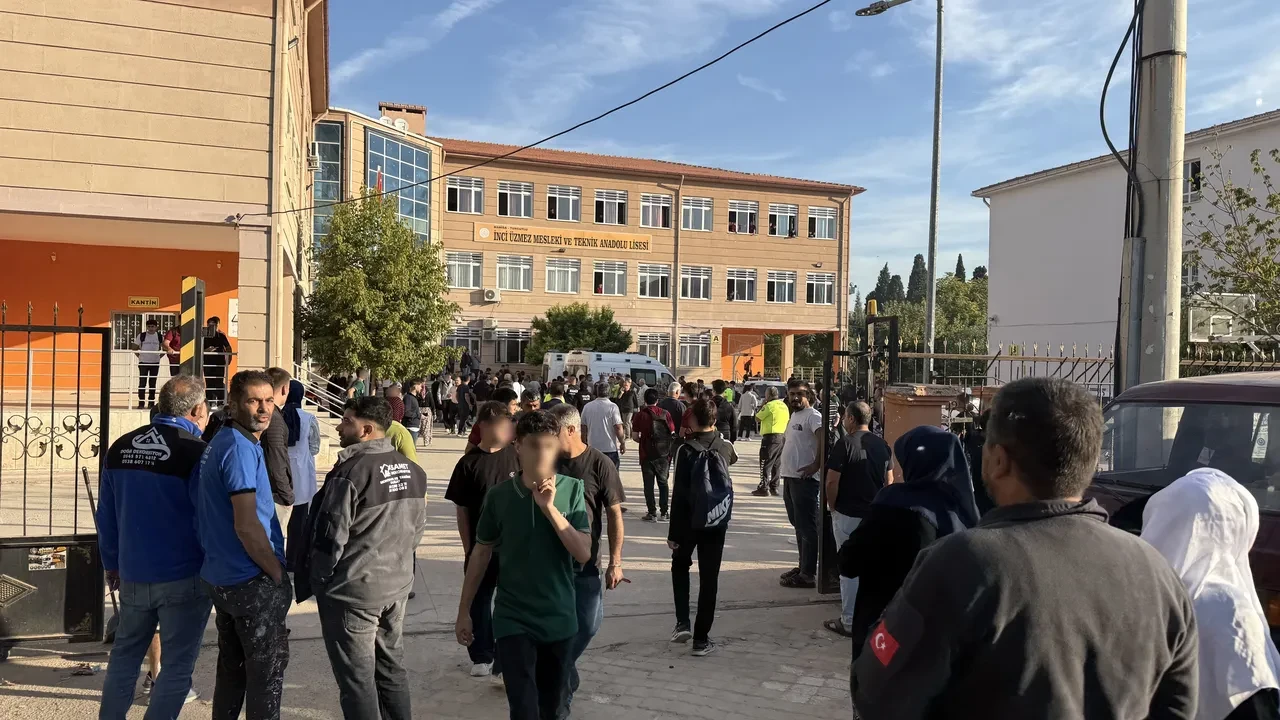 Okuldaki görevliyi görünce Turgutlu saldırganı planını değiştirmiş: Saldırganın ifadesini Bakan Çiftçi açıkladı