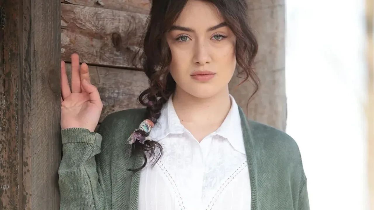 Ömür Usta dizisinin Nazlı’sı kimdir? Ömür Usta’nın Nazlı’sı Cemre Arda kim, kaç yaşında, hangi dizilerde oynadı?
