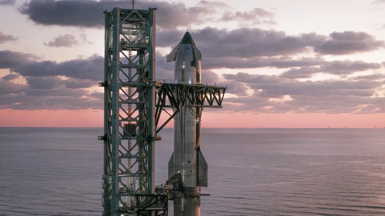 TÜRKSAT uydularını da uzaya taşımıştı! SpaceX'ten Falcon 9 roketi hakkında yeni karar