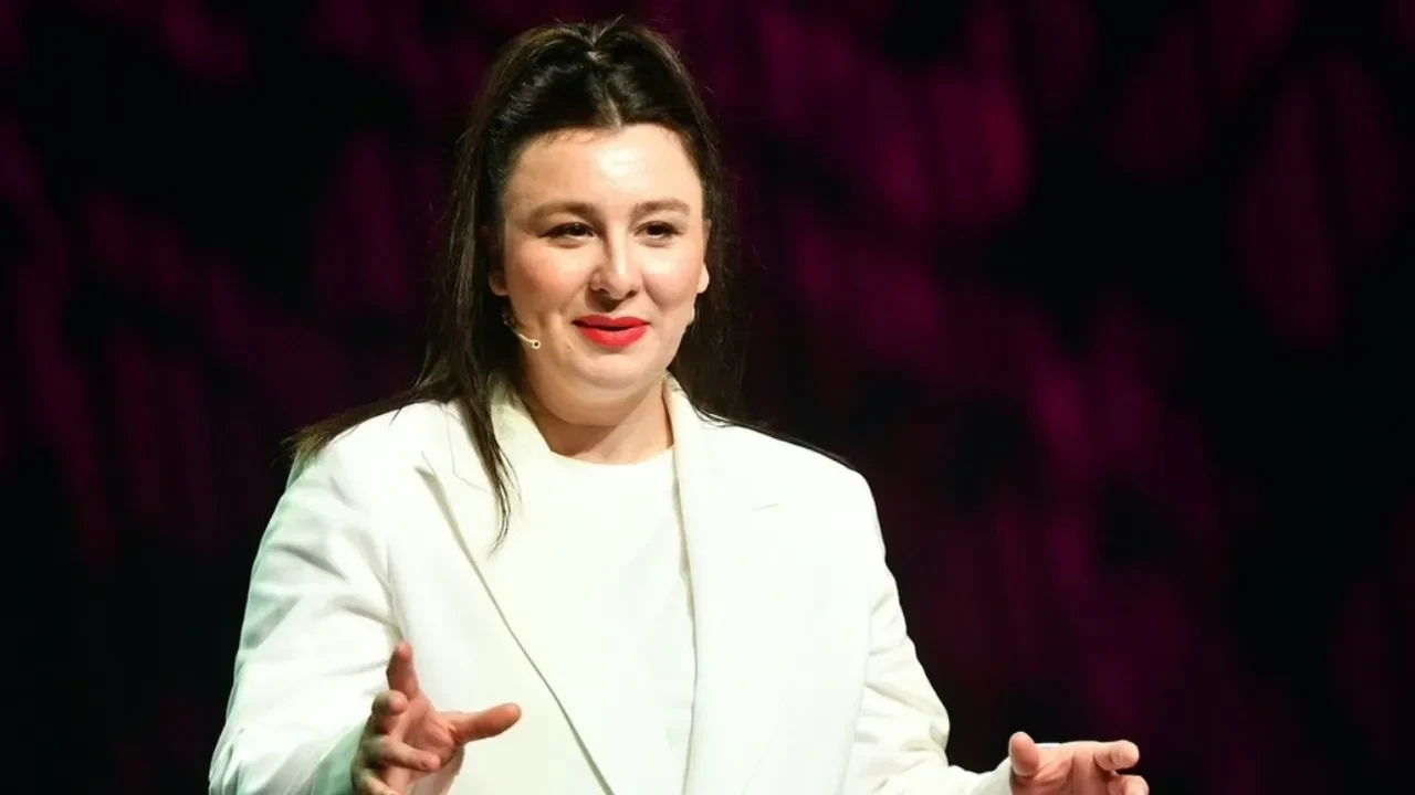 Yasemin Sakallıoğlu'dan ilginç Müge Anlı açıklaması! "Herkes gizliyor"