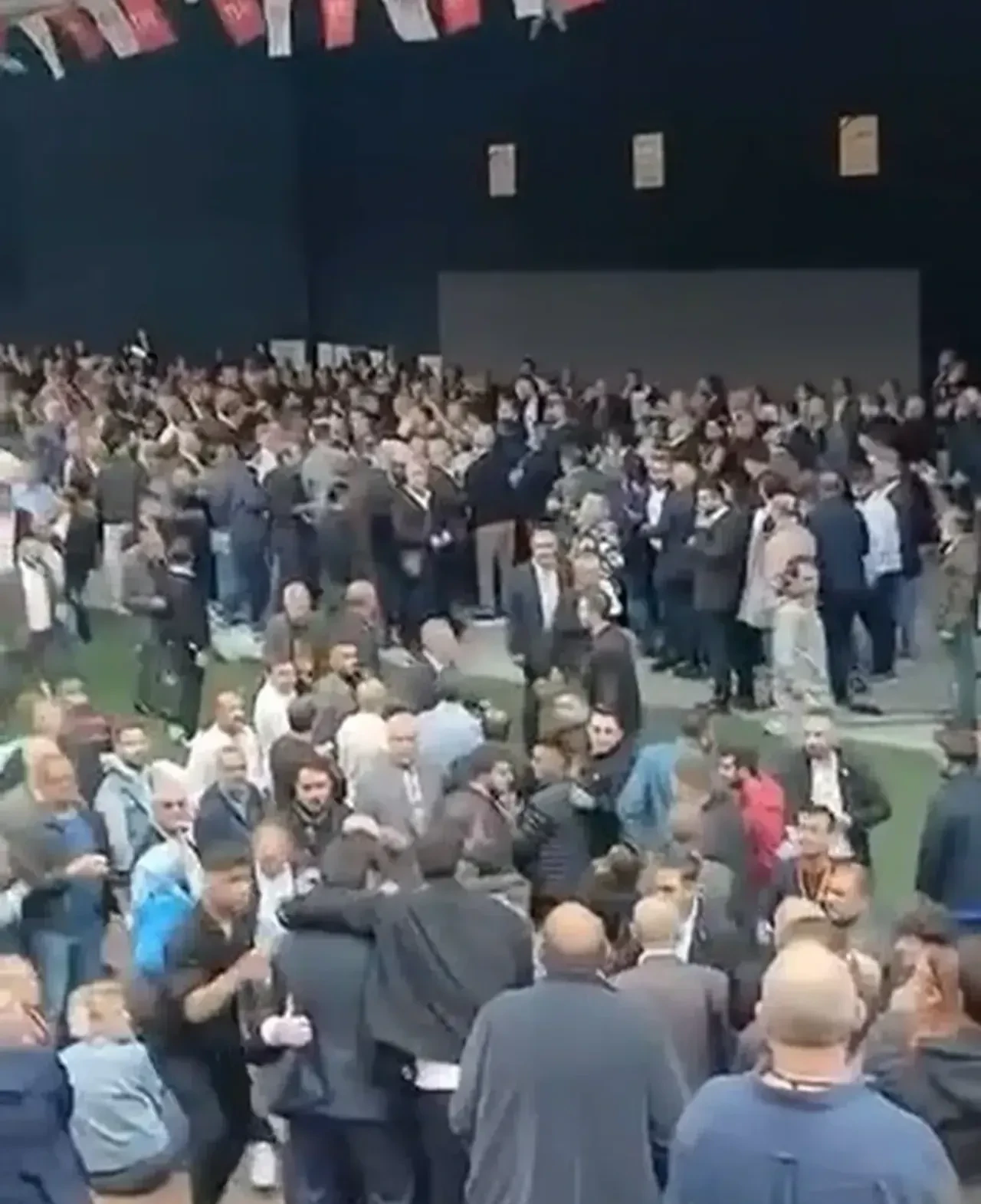 Yeni Partililer birbirine girdi: Seçim güvenlik gerekçesiyle iptal edildi