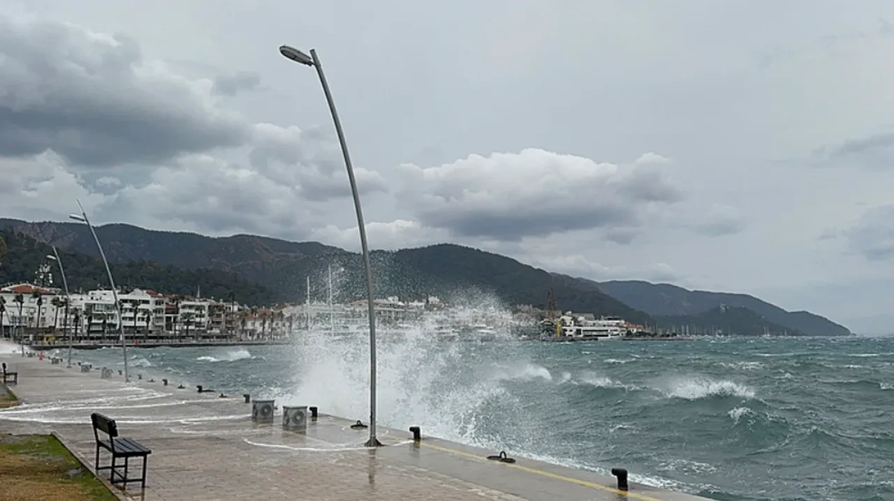 28 Eylül 2026 hava durumu | Sıcaklıklar düşüyor, birçok bölgede kuvvetli yağış ve fırtına bekleniyor!