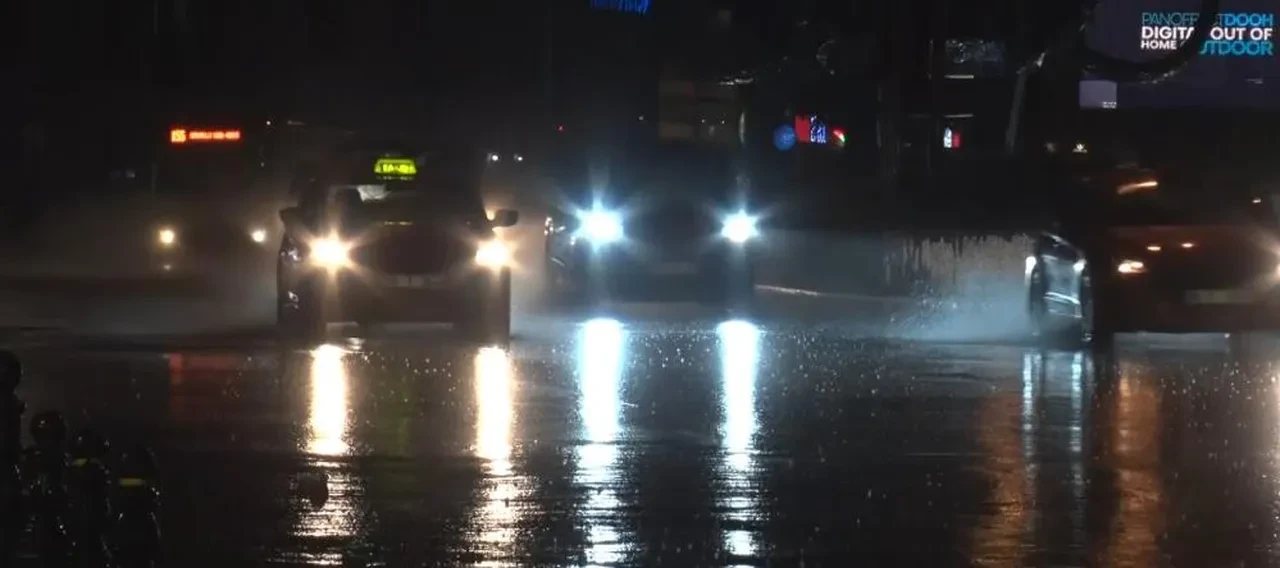 Ankara'da sağanak sonrası evleri lağım suyu basan vatandaşlar ASKİ'ye tepki gösterdi