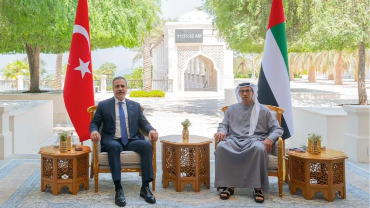Dışişleri Bakanı Hakan Fidan BAE'de: Devlet Başkanı Yardımcısı Al Nahyan ile görüştü