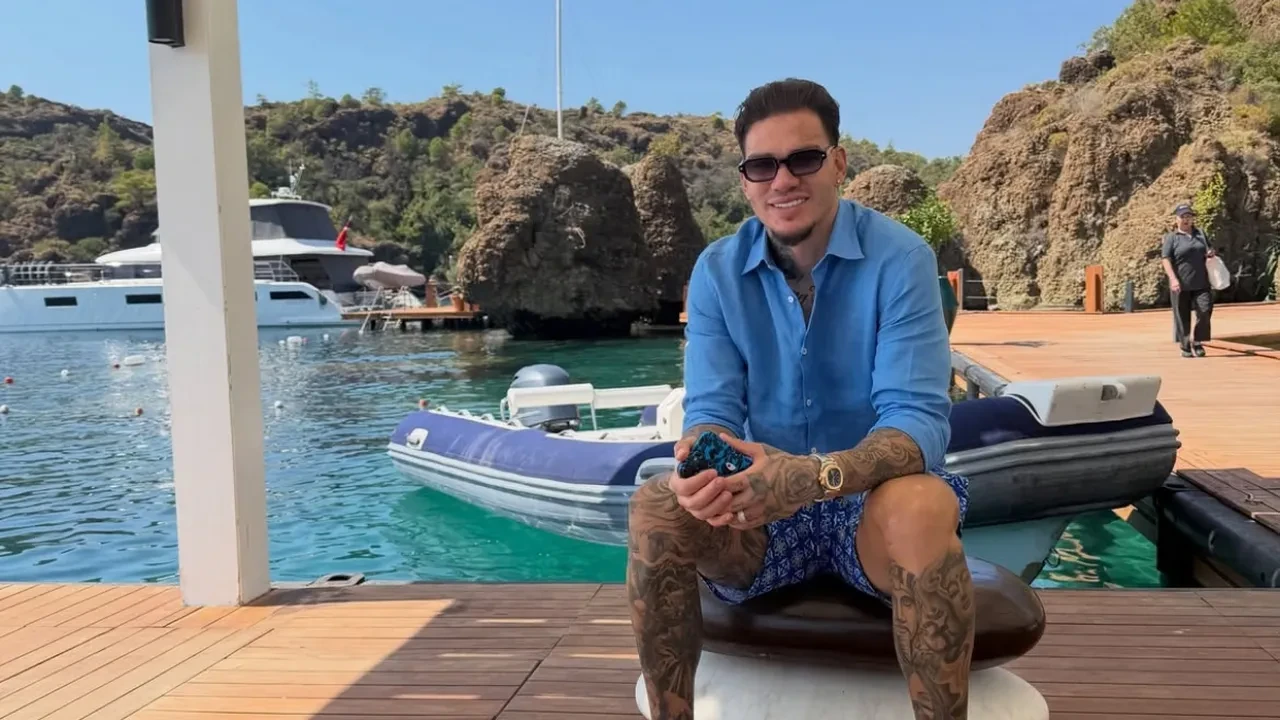 Fenerbahçeli Ederson'un Marmaris tatili servete mal oldu! 3 günde harcadığı para dudak uçuklattı