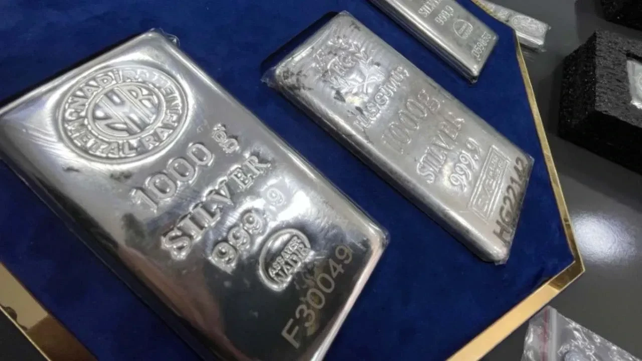 Gümüş fiyatlarında ters köşe: USB, 2027 için fiyat verdi