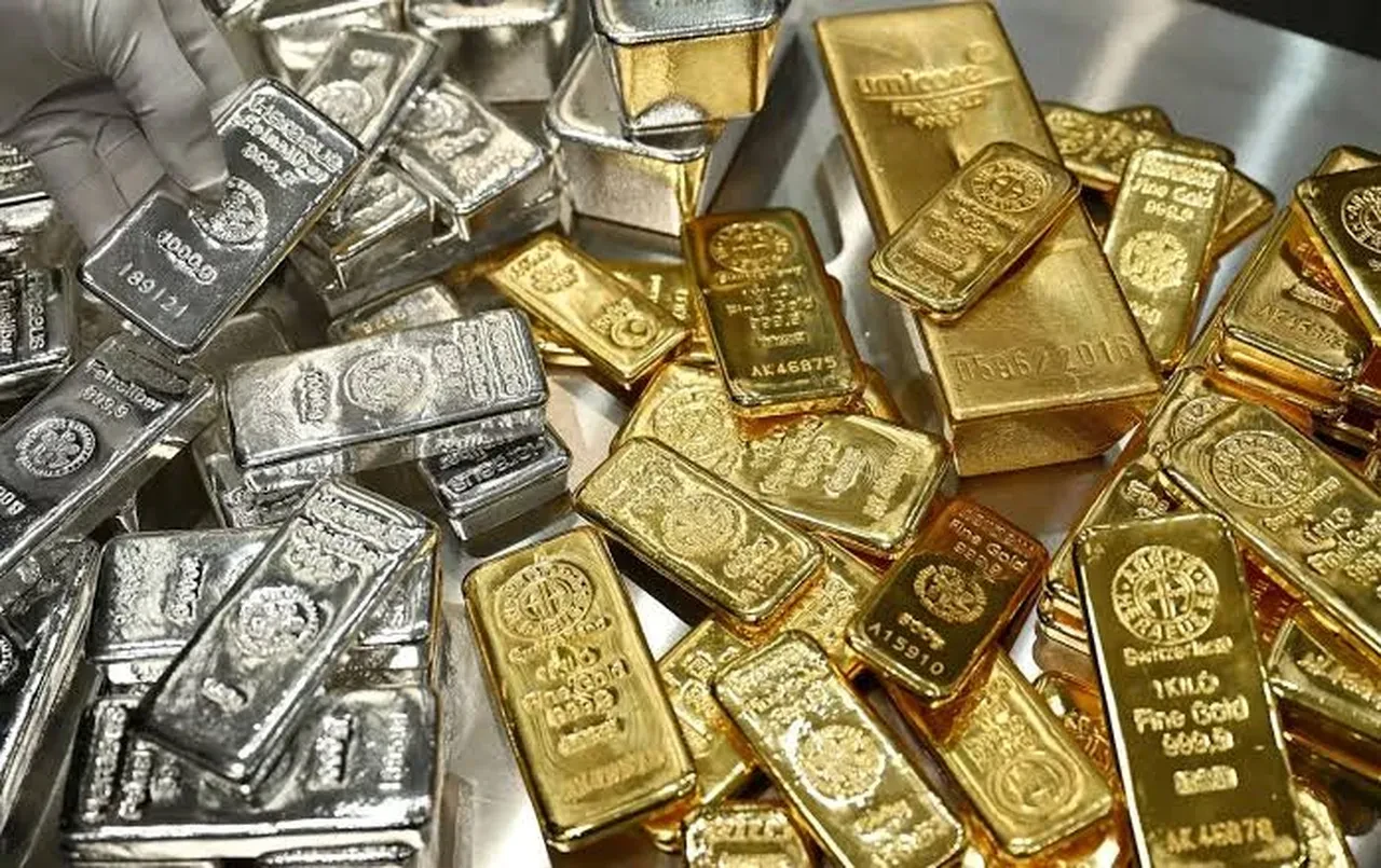 Gümüş fiyatlarında ters köşe: USB, 2027 için fiyat verdi
