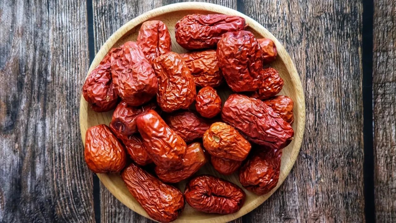 Hünnapları böyle değerlendirin! Kışlık hazırlık yapanların eski usul tarifi