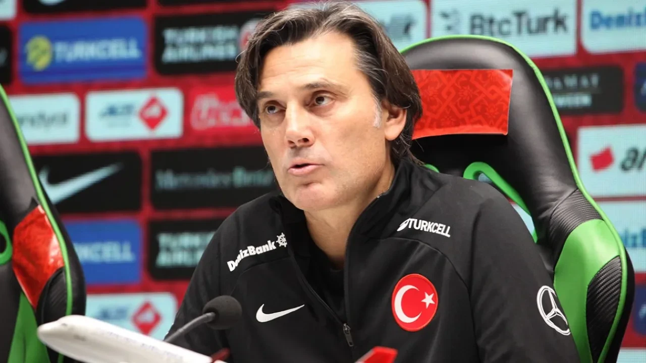 Montella istifa etti mi, kovuldu mu? İtalya maçında tepkiler arttı