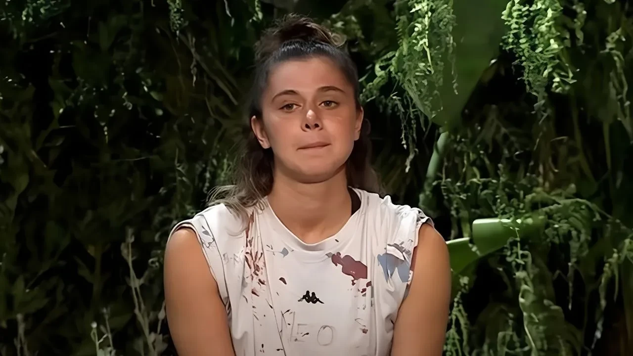 Survivor Nefise Karatay'ın hastane görüntüleri endişelendirdi! Yemeden içmeden kesildi