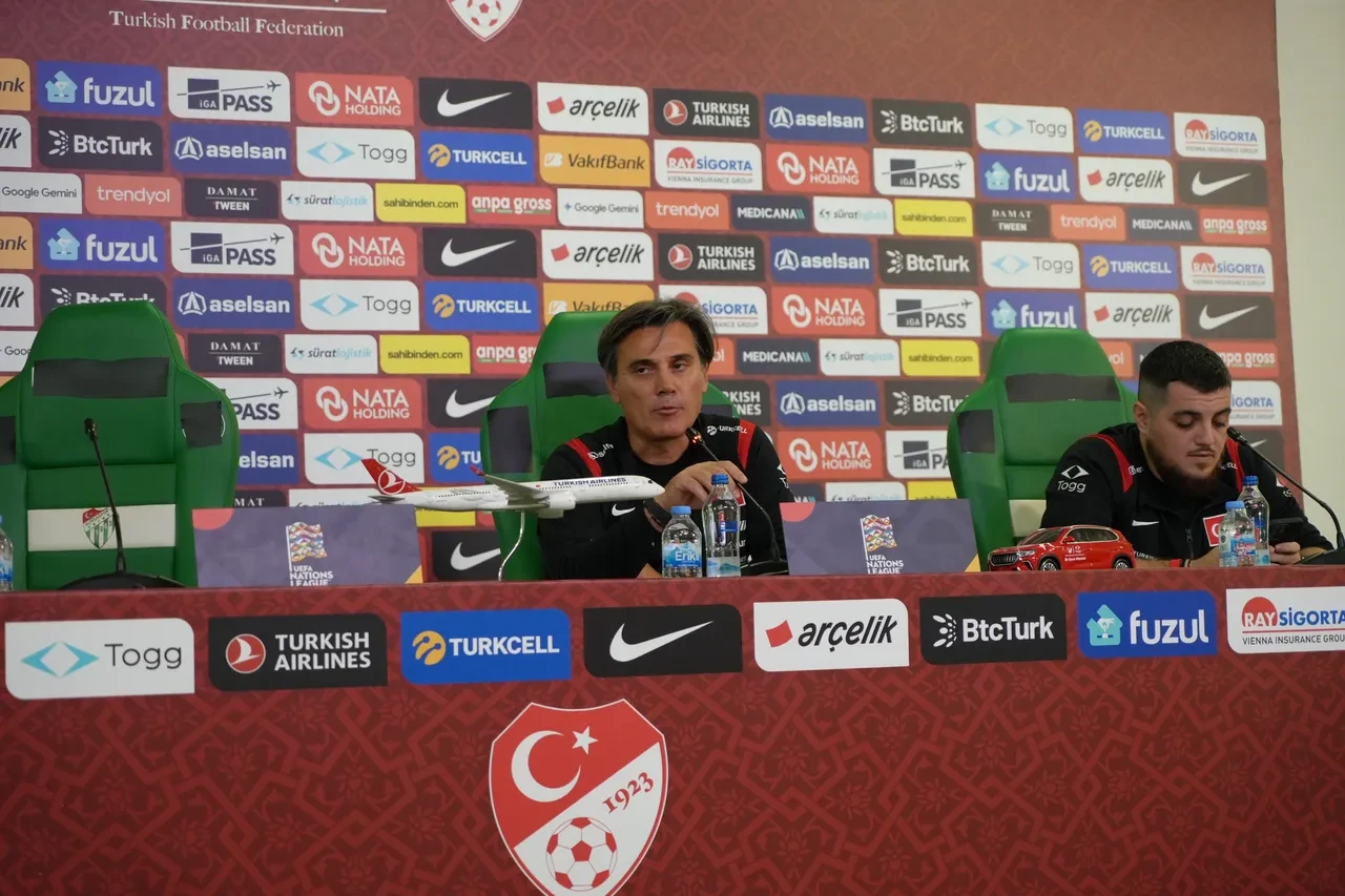 Türkiye-İtalya muhtemel 11'ler: Milli takımda en az 3 değişiklik