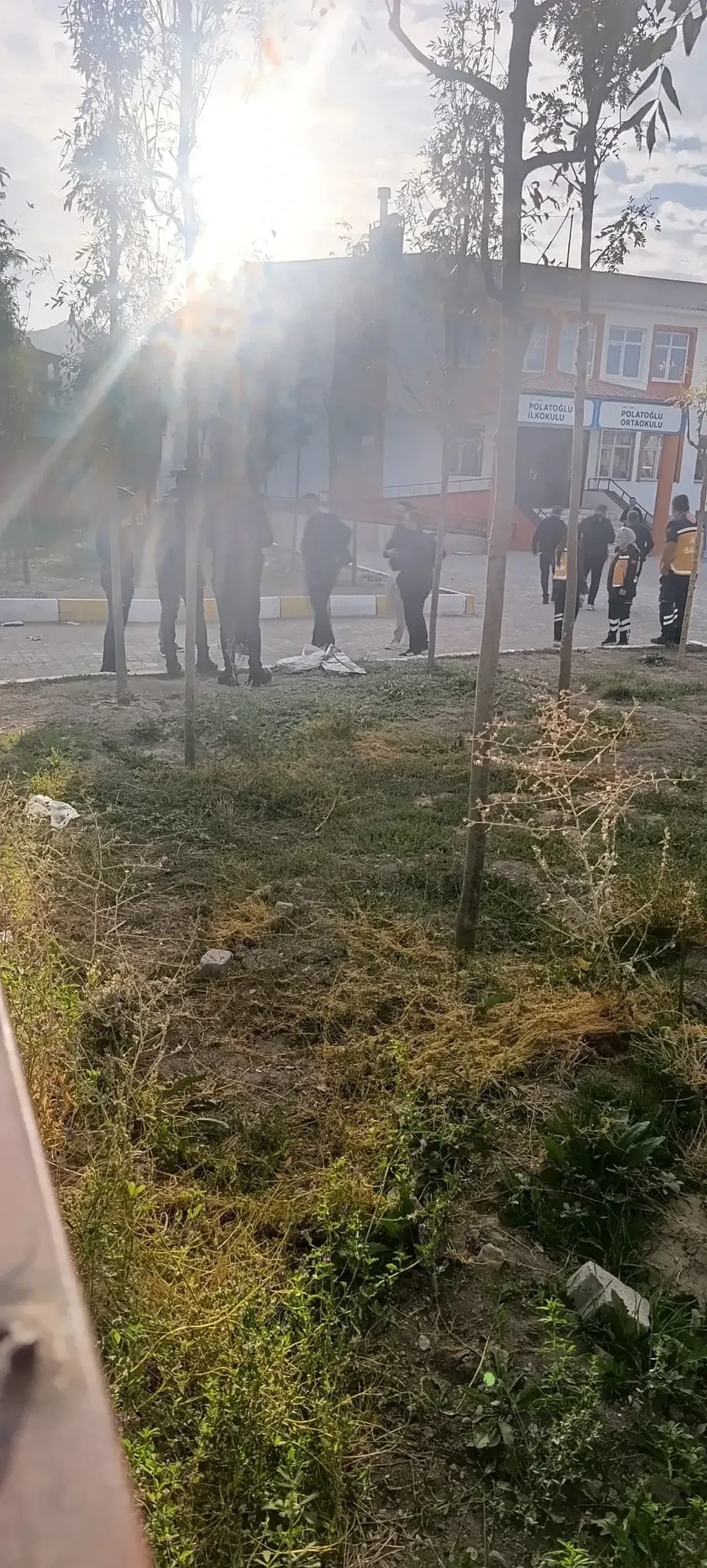 Van’da silahlı öğrenci paniği: Kız öğrenci pompalı tüfekle okula geldi