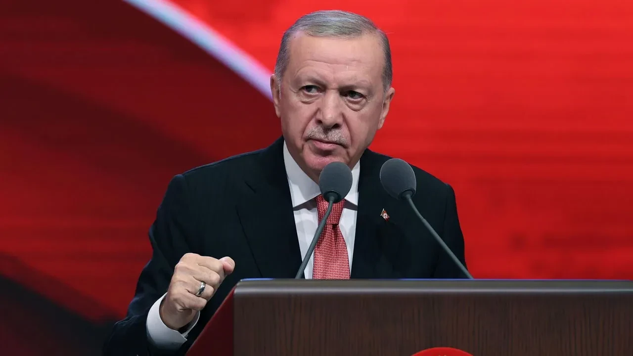 Cumhurbaşkanı Erdoğan AK Parti Genel Merkezi'nde halka sesleniyor