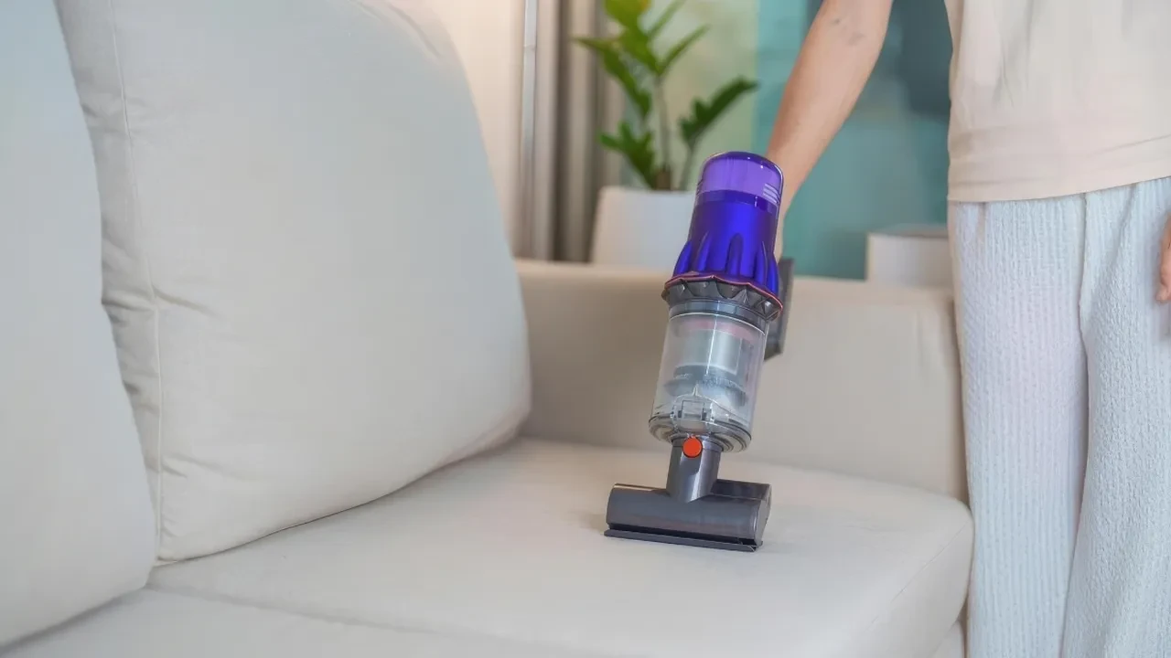 Dikey süpürge neden koku yapar? Temizlik kalitesini artıran gizli yöntem