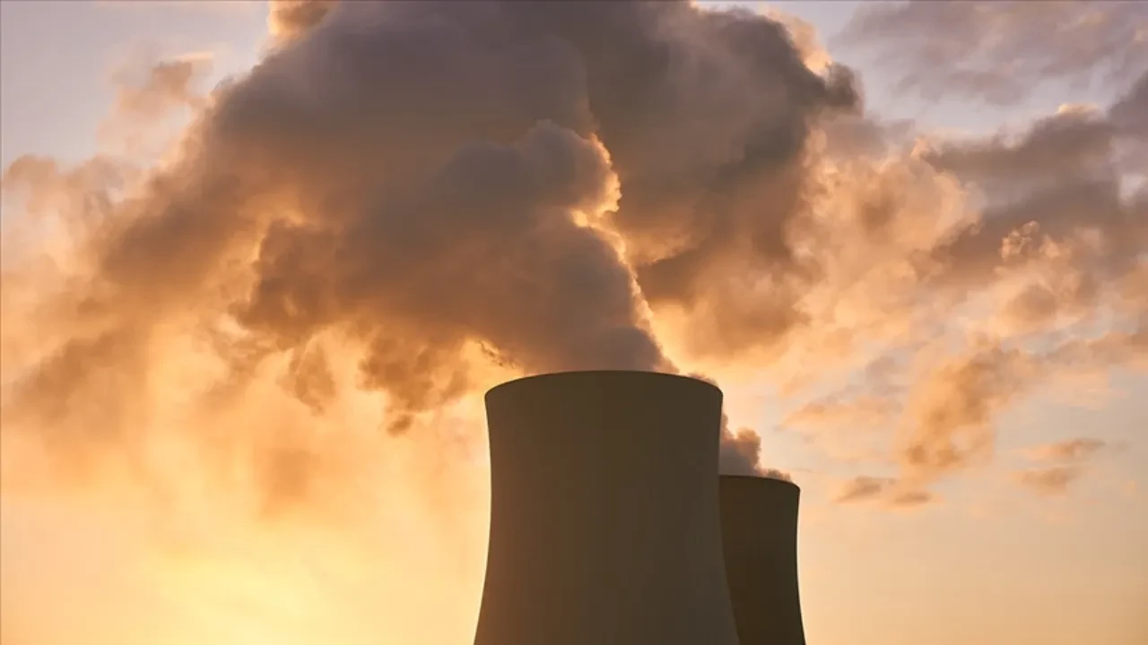 Güneş enerjisi elektrik üretiminde nükleeri geride bıraktı