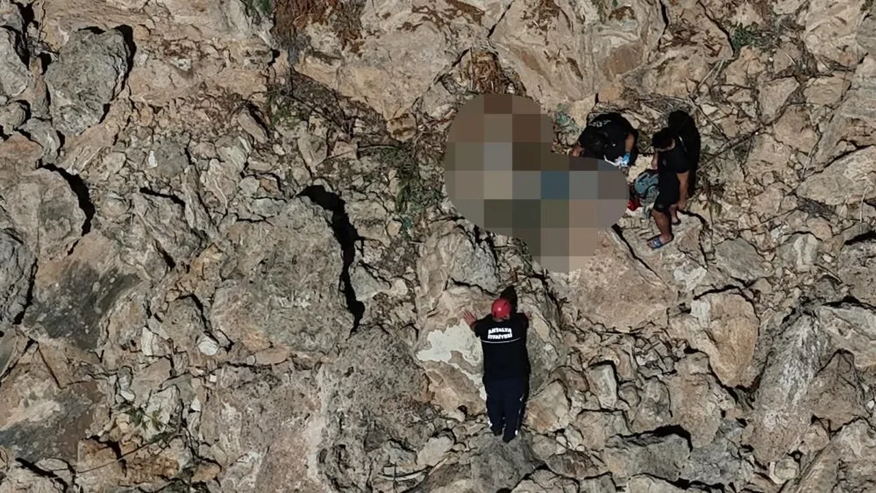 Günlerdir haber alınamıyordu! Cansız bedeni falezlerde bulundu: Eşi diz çöküp gözyaşlarına boğuldu