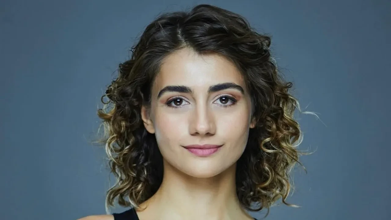 Hazal Akkın Halef dizisinde! 'Dilşat' karakteriyle geliyor