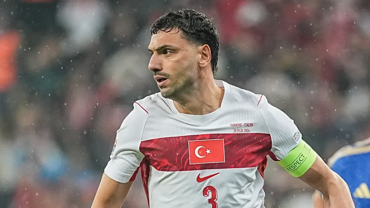 Milli futbolcu Merih Demiral'dan İtalya mağlubiyeti sonrası açıklama! 