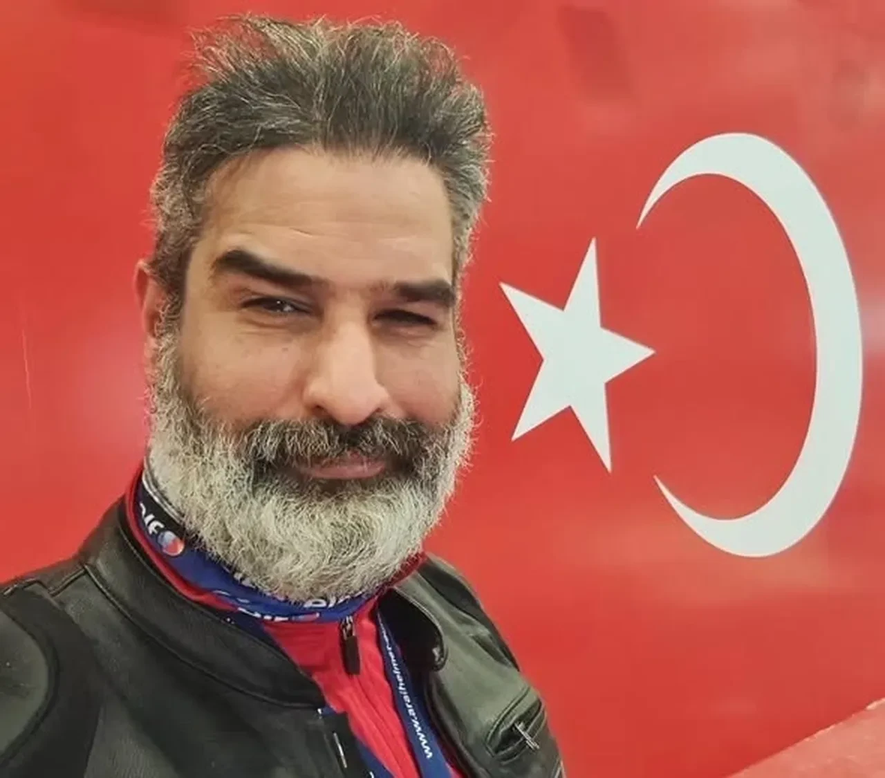 'Motovlogcu Dayı' olarak bilinen sosyal medya fenomeni Cumhur Kahraman hayatını kaybetti