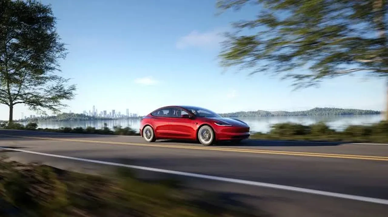 Tesla'ya FSD freni: Kritik oylama ertelendi