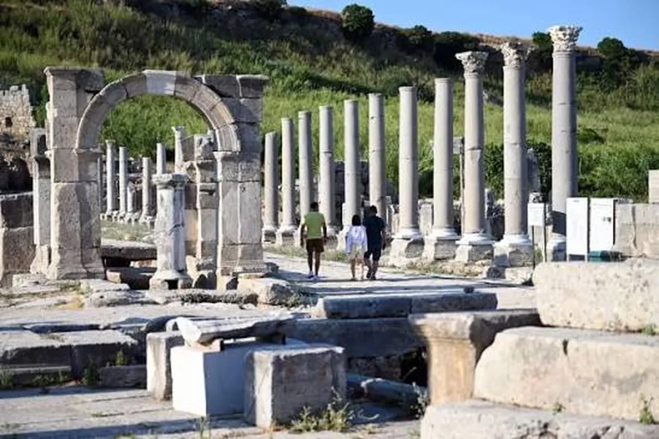 Türkiye'ye en fazla turist gönderen ülkeler belli oldu: İşte tercih ettikleri şehir