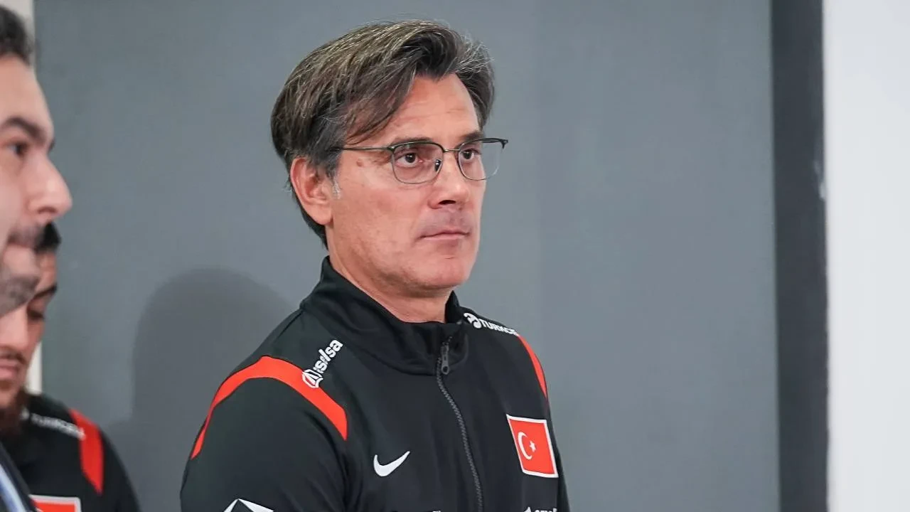 Vincenzo Montella, İtalya yenilgisinin ardından istifa sorusunu yanıtladı! "Öyle bir gündem yok"
