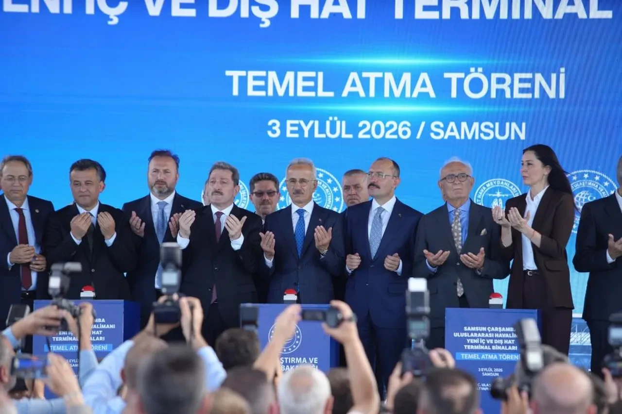 Bakan Uraloğlu: 'Samsun Çarşamba Havalimanı'nın kapasitesini 3 milyon yolcuya çıkaracağız'