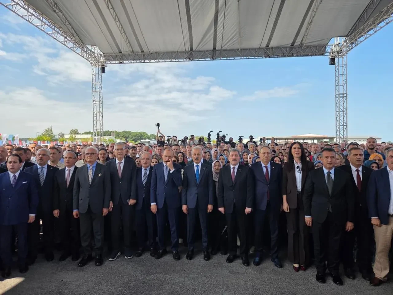 Bakan Uraloğlu: 'Samsun Çarşamba Havalimanı'nın kapasitesini 3 milyon yolcuya çıkaracağız'