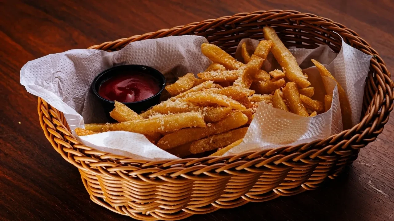 Fast food gibi çıtır patates evde yapılıyor! Gerçek tarifin püf noktası