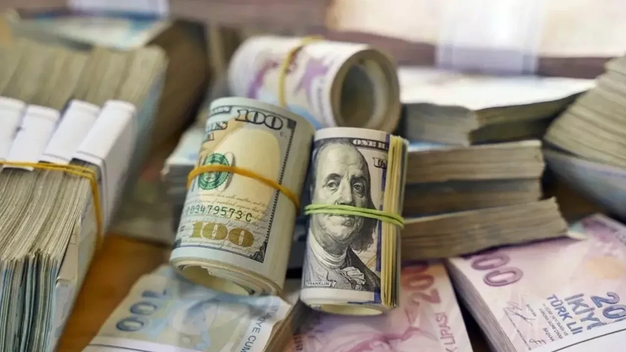 Fed ve BoJ’da faiz alarmı: UBS’den yatırımcılara dolar için kritik mesaj