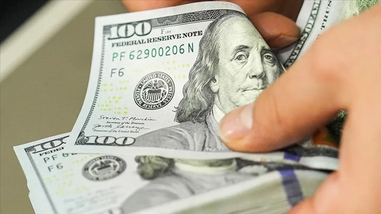 Fed ve BoJ’da faiz alarmı: UBS’den yatırımcılara dolar için kritik mesaj