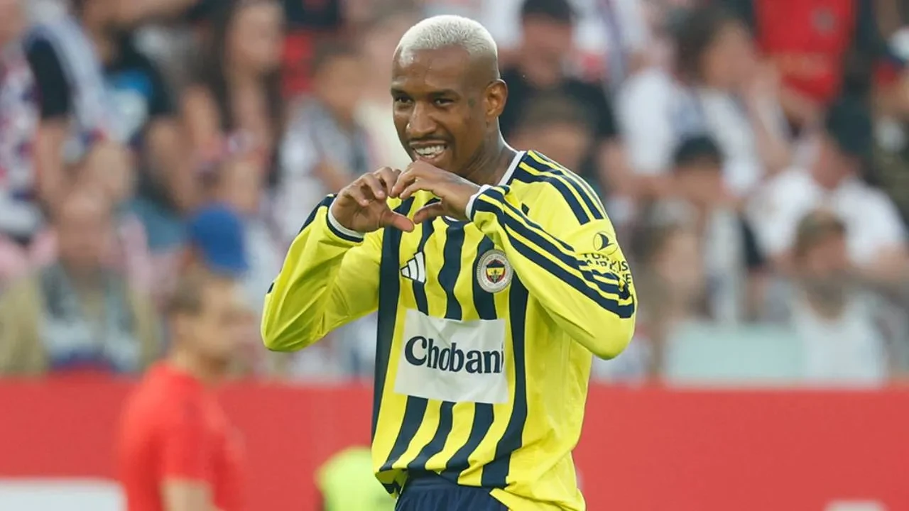 Fenerbahçe'de Talisca'nın sözleşmesi feshedildi! Sarı-lacivertliler ayrılığı resmen açıkladı