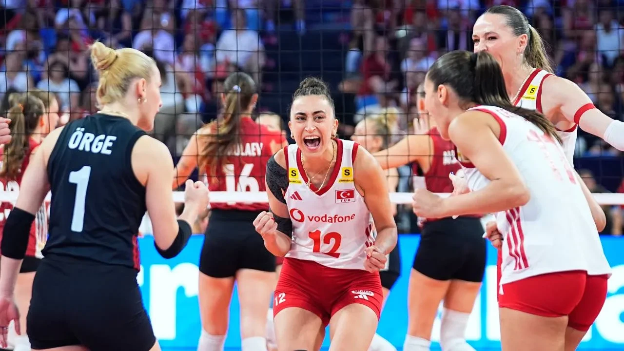 Filenin Sultanları yarı finale yükseldi! Türkiye, Almanya'yı devirdi