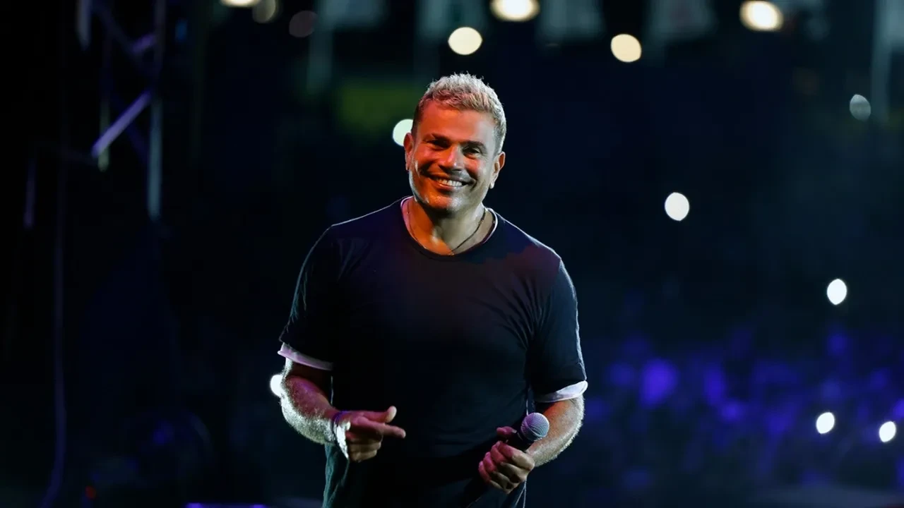 Mısır’ın yıldızı Amr Diab İstanbul’a iniyor! Türkiye’deki ilk konseri için özel jet hazırlığı
