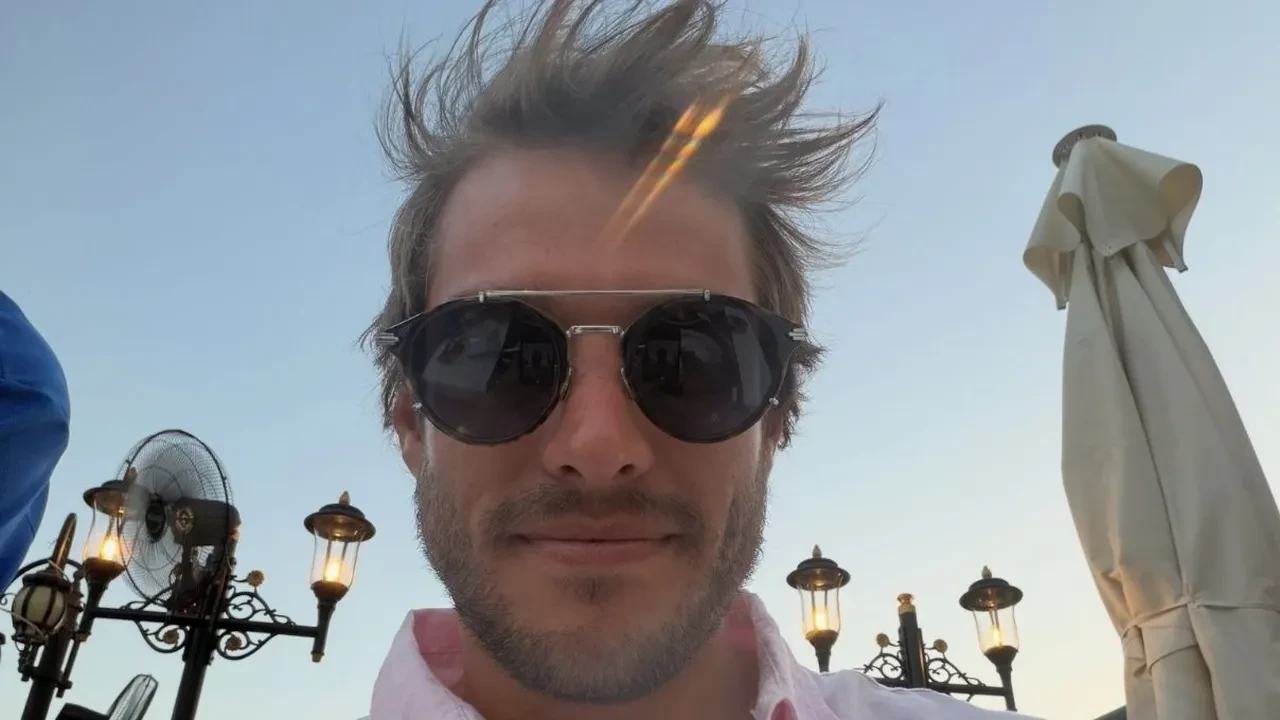 Muhtemel Aşk’ın Doktor Tamer’i Özgür Tamer Foster oldu! Muhtemel Aşk’ın Özgür Tamer Foster’ı kimdir?
