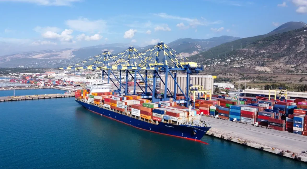 Ticaret Bakanı Ömer Bolat açıkladı: İhracat 280,3 milyar dolarla Cumhuriyet tarihinin zirvesinde