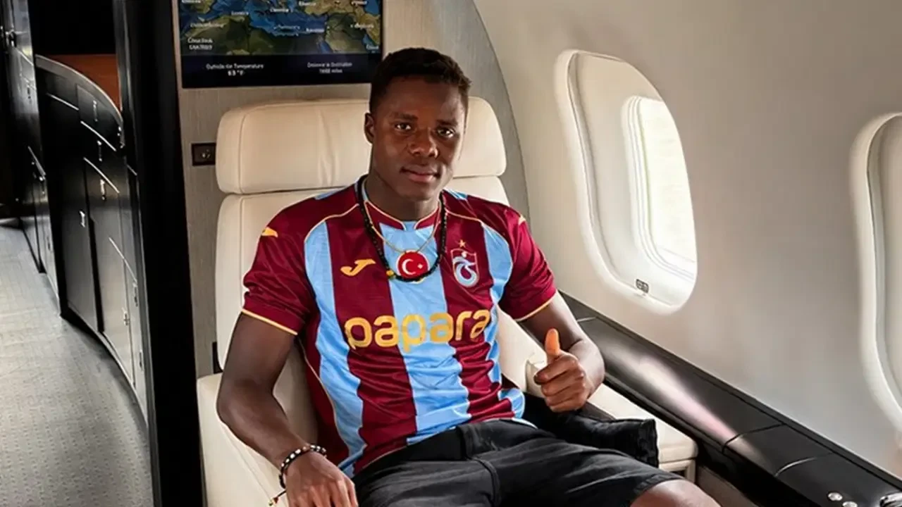 Trabzonspor'un yeni golcüsü Franculino Trabzon'a ayak bastı! 