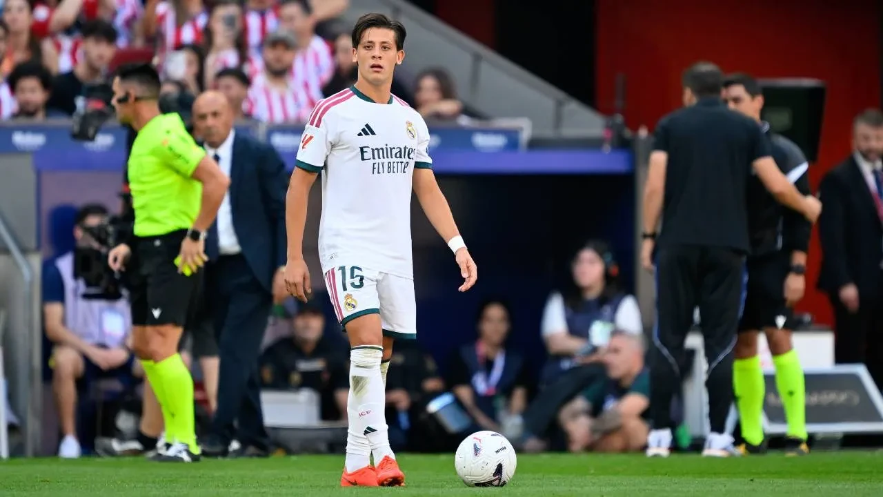 Arda Güler'e Real Madrid'de büyük onur! Milli oyuncu, ayın futbolcusu seçildi