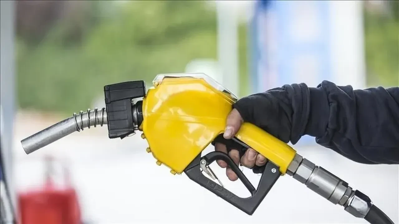 Benzin motorin zammı ne zaman, İPTAL mi? 1 Ekim bu gece benzine, motorine zam geldi mi?