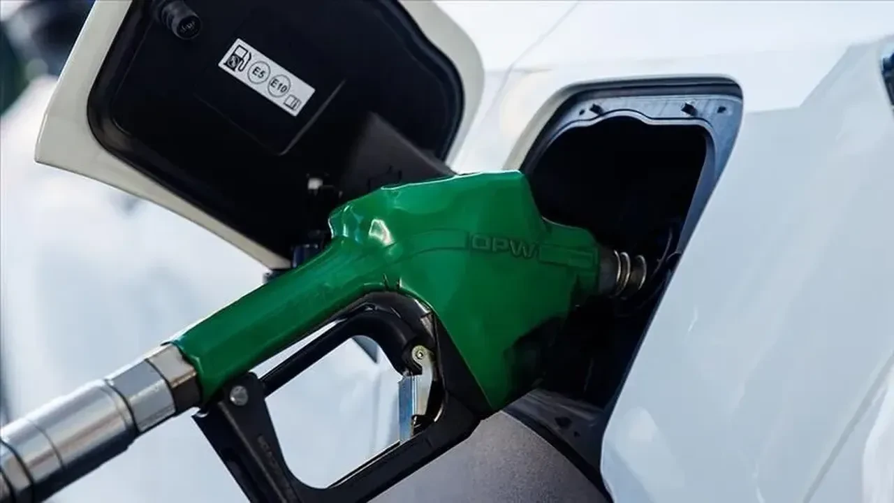 Benzin motorin zammı ne zaman, İPTAL mi? 1 Ekim bu gece benzine, motorine zam geldi mi?