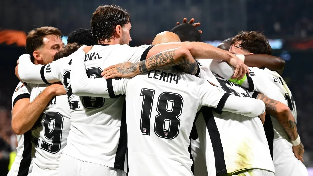 Beşiktaş'ta Vlahovic gelişmesi! Sırp golcüyle ilgili açıklama geldi