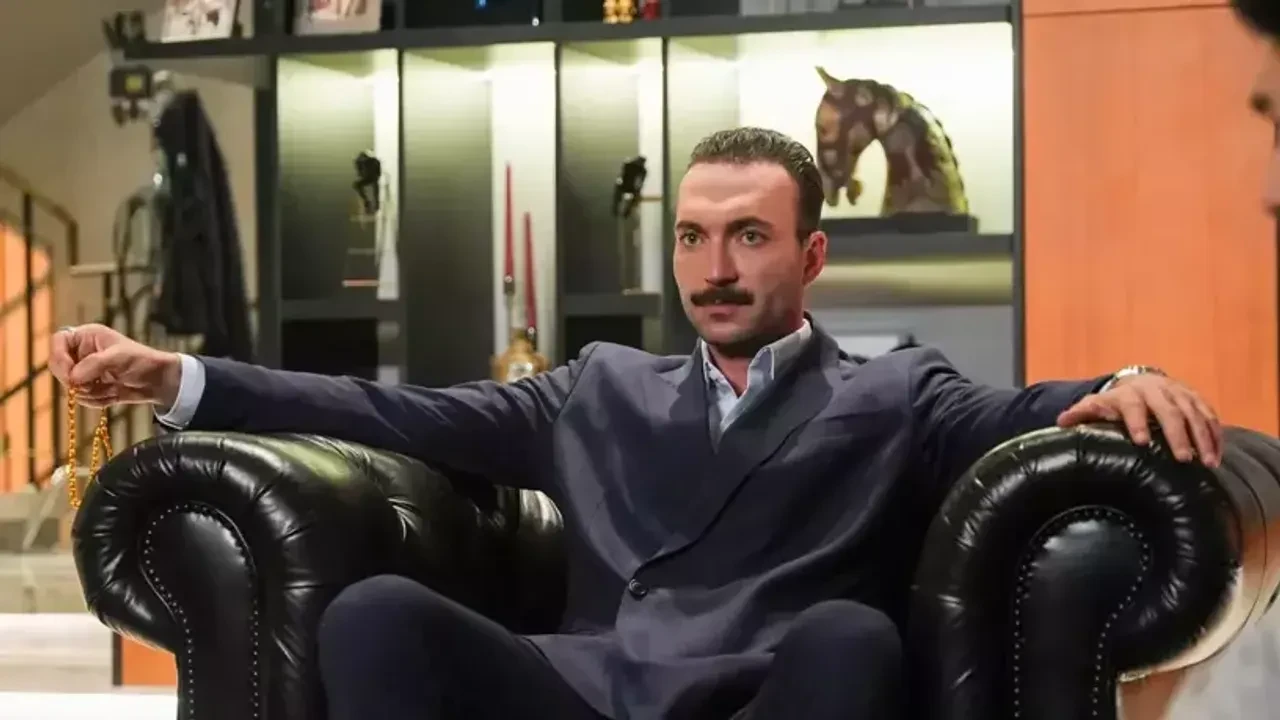 Eşref Tek dizisine Çağatay Ulusoy'a eşlik edecek isim belli oldu! Görkem Sevindik ile başrol paylaşacak