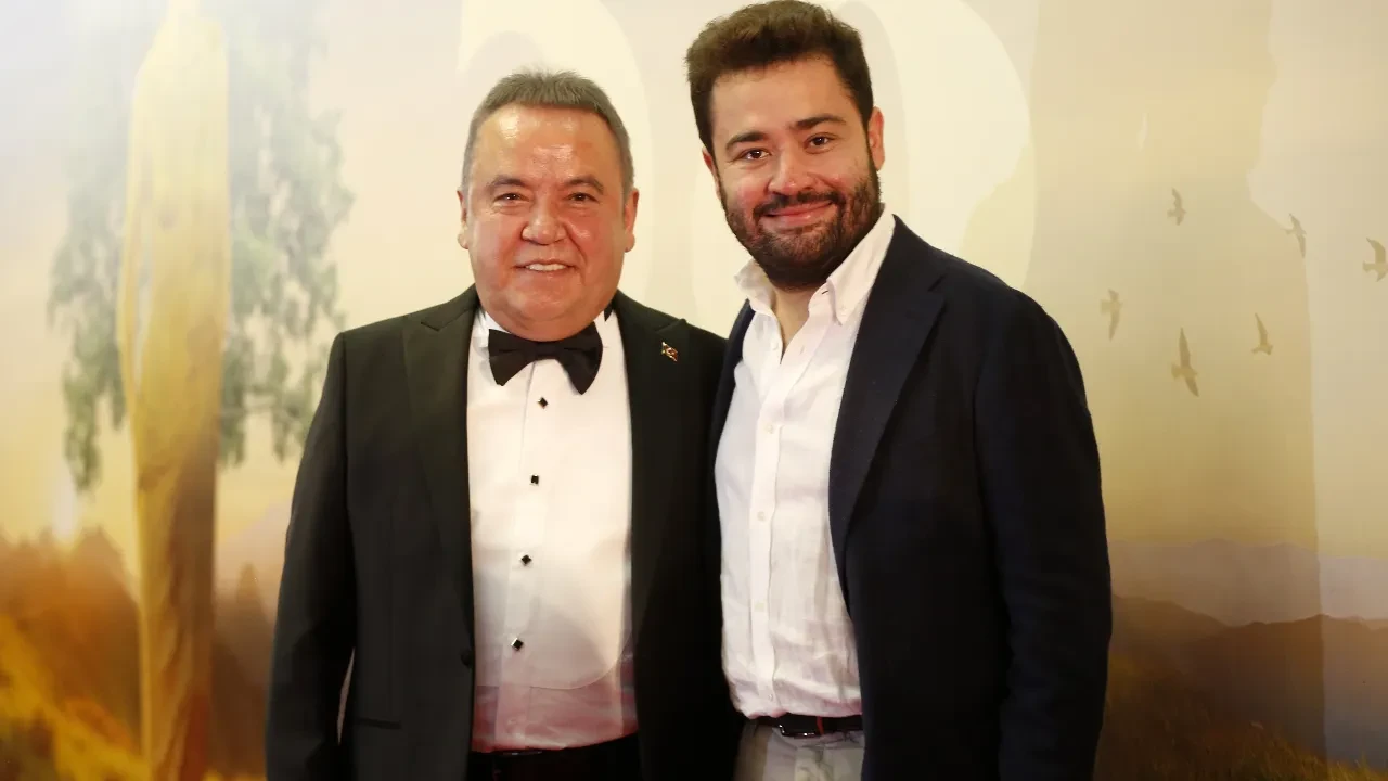Fuhuş operasyonunda şok ifadeler! Muhittin Böcek ve oğlu hakkında vahim iddialar: Para karşılığı ilişki 