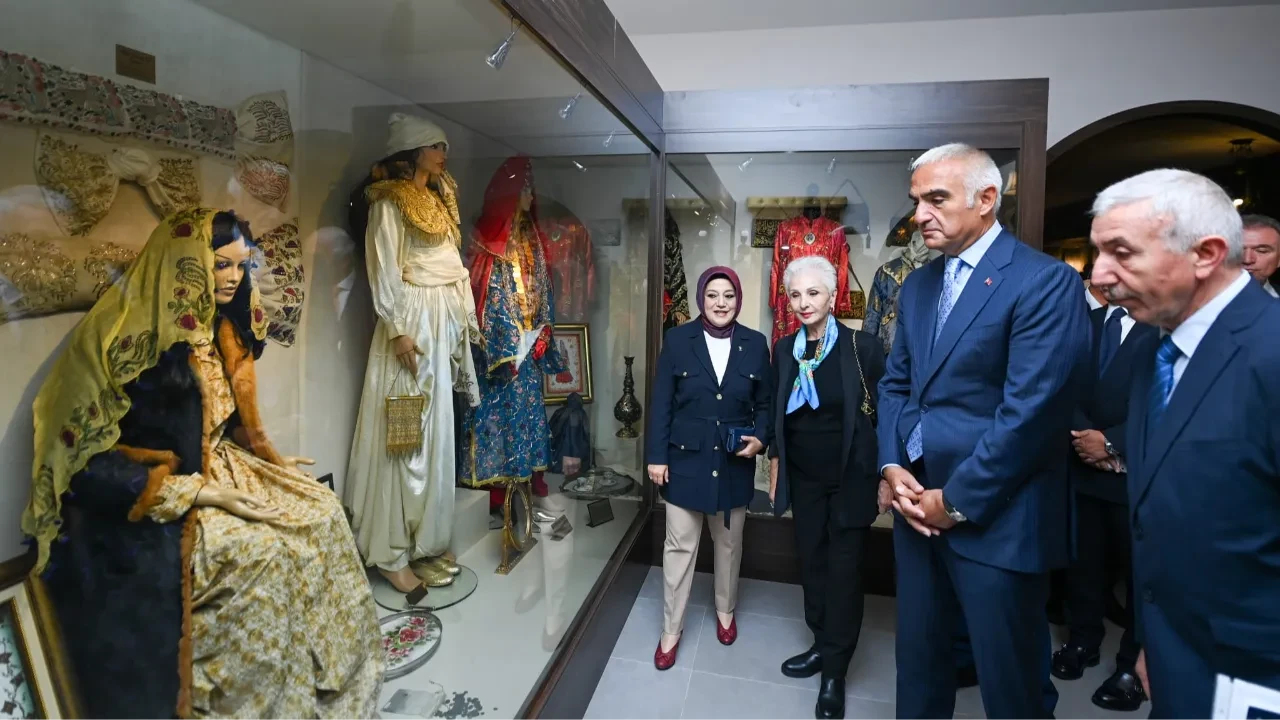 Kütahya Arkeoloji ve Maden Müzesi açıldı: 62 bin 701 eser, 5 farklı tema, tek çatı! 