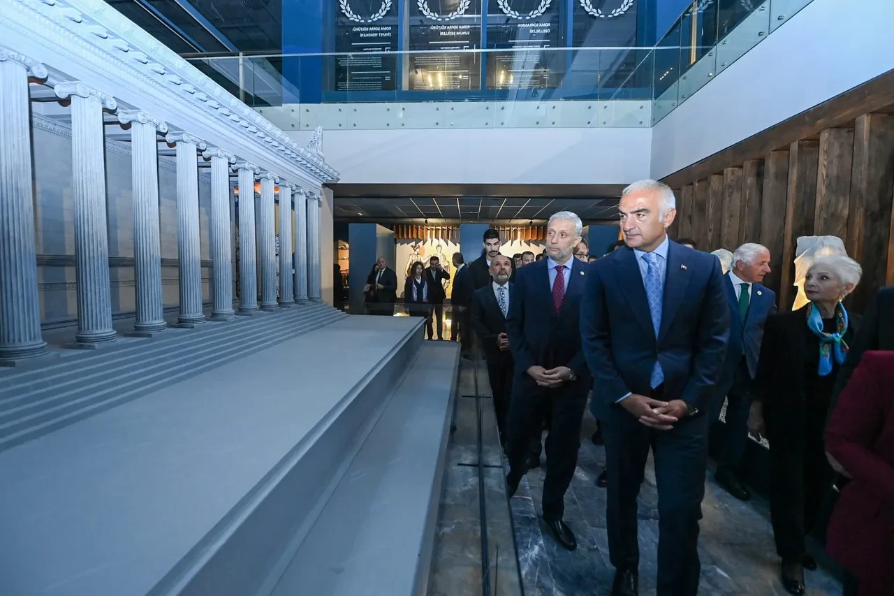 Kütahya Arkeoloji ve Maden Müzesi açıldı: 62 bin 701 eser, 5 farklı tema, tek çatı! 