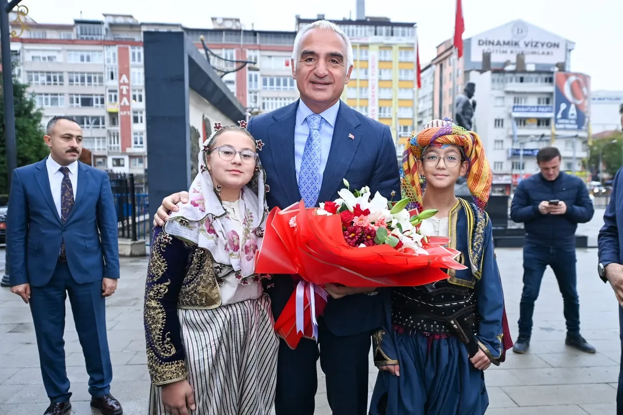 Kütahya Arkeoloji ve Maden Müzesi açıldı: 62 bin 701 eser, 5 farklı tema, tek çatı! 